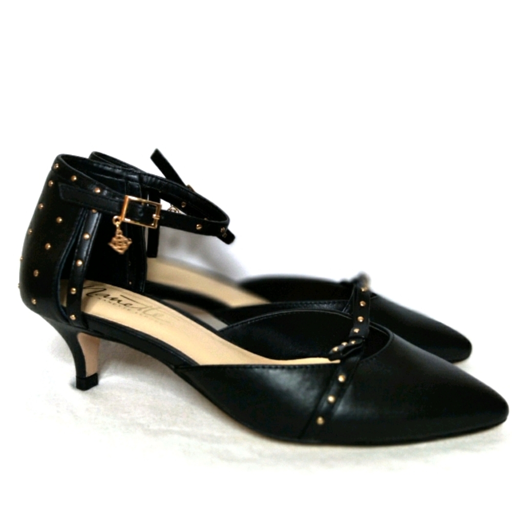 Nanette Lepore Size 7M kitten heel black pumps
